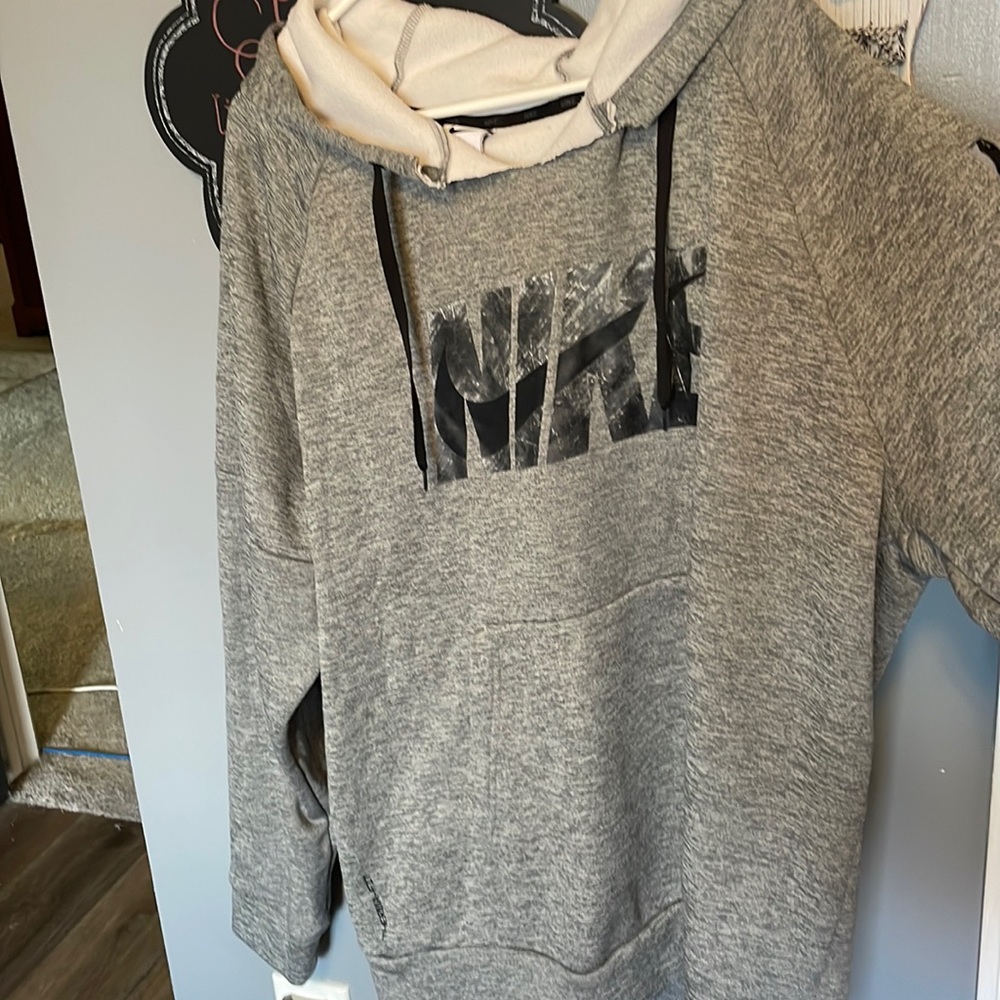 Men’s Tall XL Nike hoodie